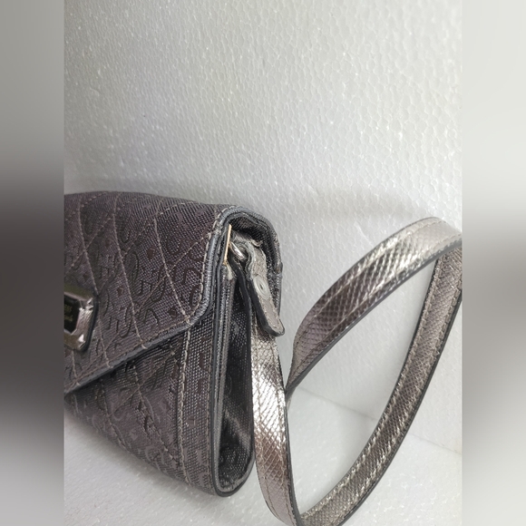 Guess small crossbody purse ،Guess Juliet Mini Crossbody Wallet in Pewter - - Picture 2 of 13